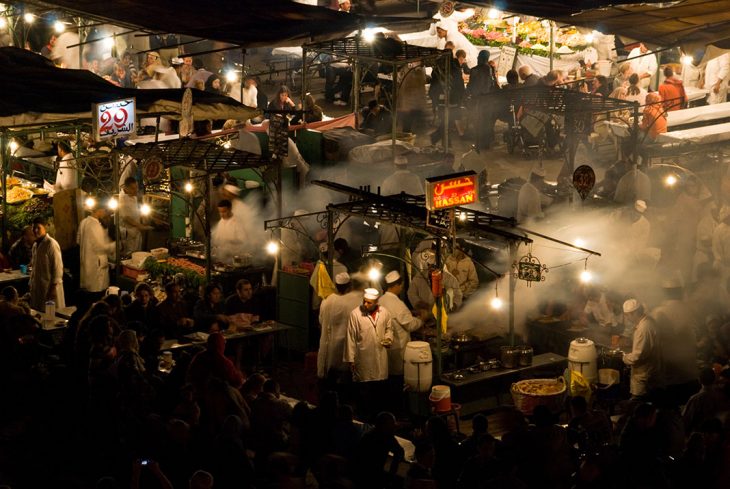 Comer en Marrakesh, puestos callejeros en la plaza Jemaa el-Fna