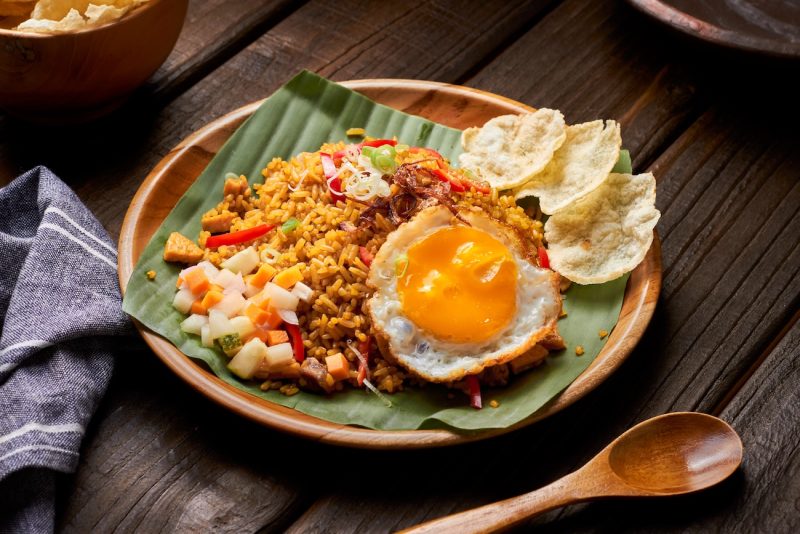 Prueba alguno de los platos típicos de Indonesia: nasi goreng