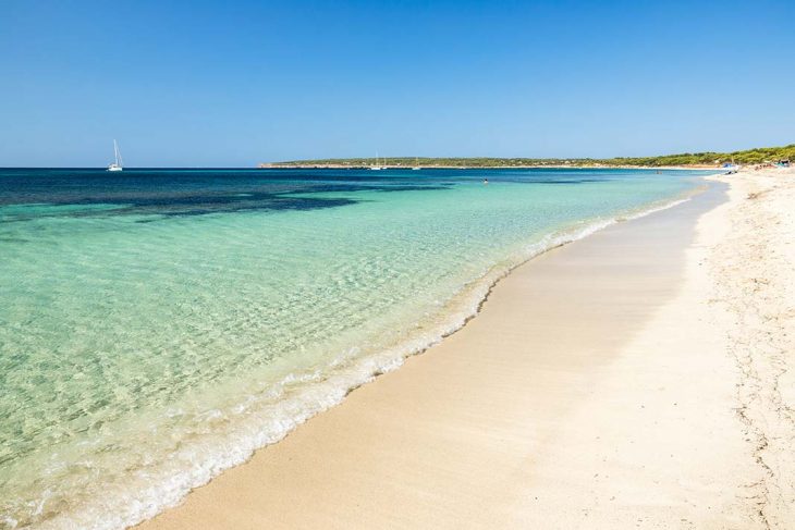Alojarse en Playa de Migjorn,Formentera
