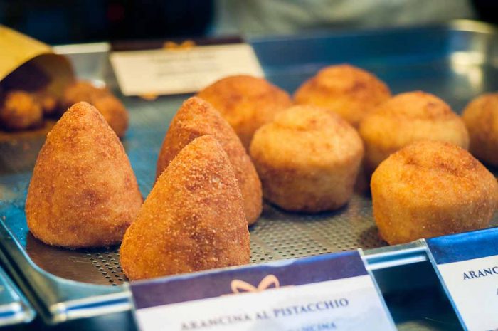 Probar la comida callejera de Palermo