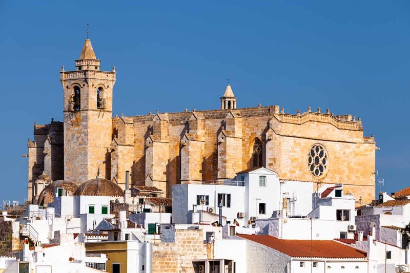 Dedica una visita a la Catedral Santa Maria de Ciutadella en Menorca