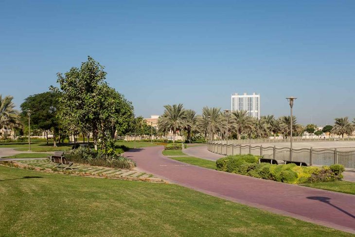 Al Barsha, diversión familiar y alojamiento económico 