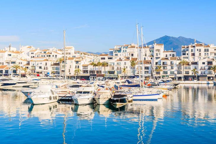 Puerto Banús, destino elegante y caro en Marbella