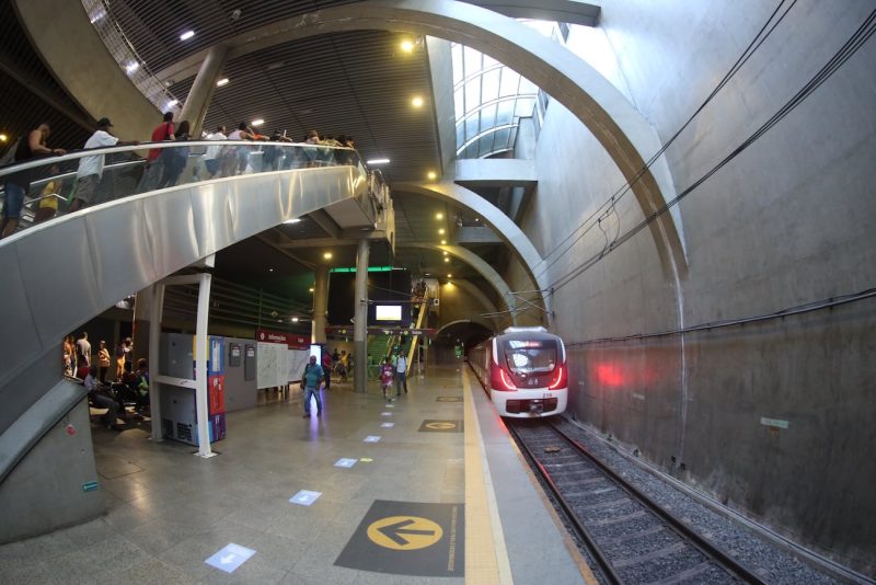 Metro, entre las  para ir desde el aeropuerto de Salvador de Bahía al centro