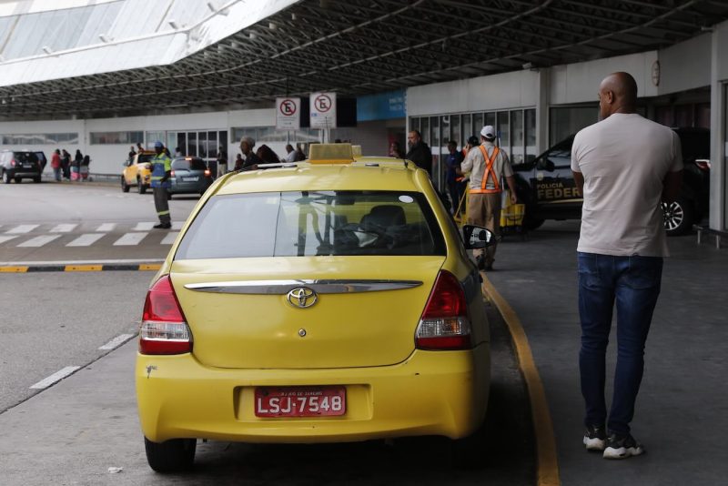 Taxi, una manera cómoda para ir del aeropuerto al centro de Río