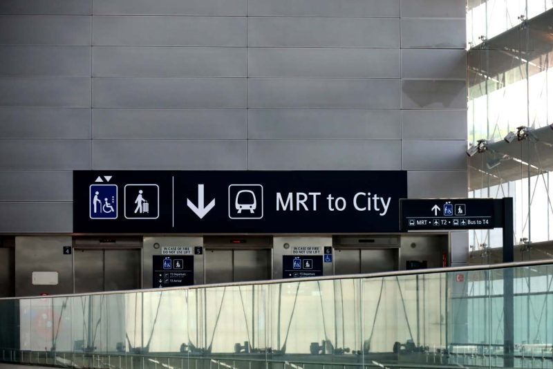 Cómo llegar desde el aeropuerto de Singapur al centro de la ciudad en metro (SMRT)