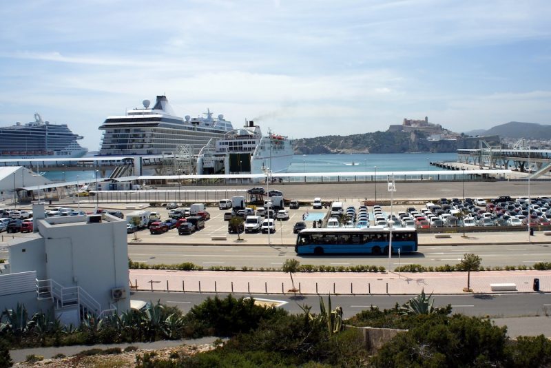 Cómo ir del aeropuerto de Ibiza al centro de Ibiza