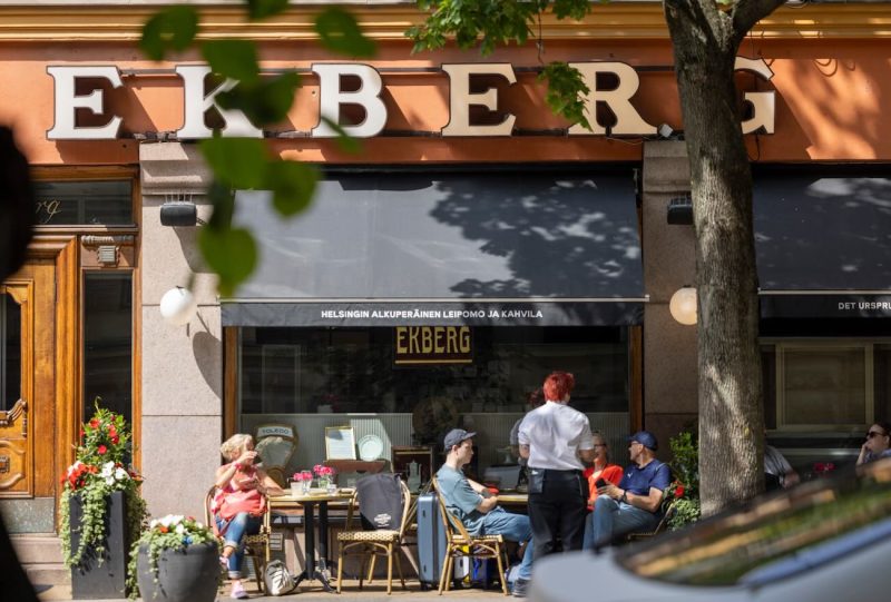 Café Ekberg y prueba el pastel Napoleón