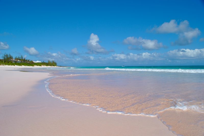 Eleuthera, un refugio romántico donde alojarse en las Bahamas entre playas salvajes y pueblos con encanto