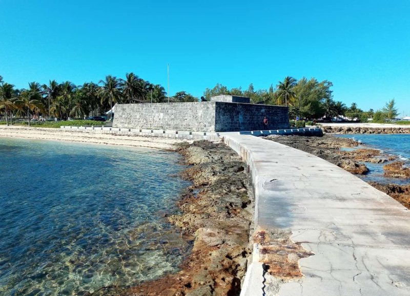 Visita el Fort Montagu en Nassau