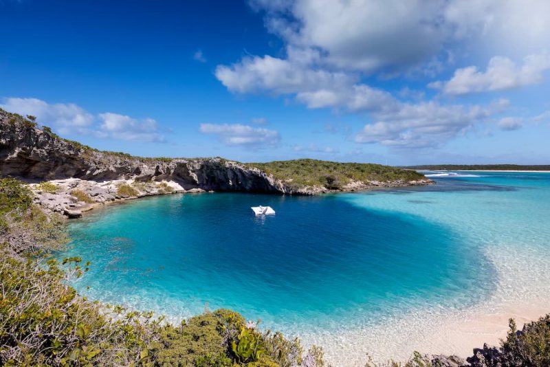 Long Islands, un lugar perfecto donde alojarse con los mejores fondos marinos de Las Bahamas